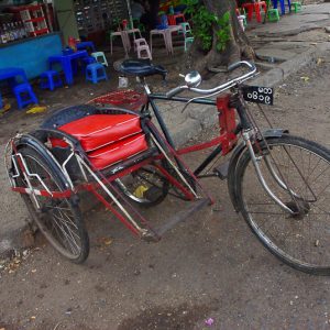 Bike Burma - Magali Carbone photography