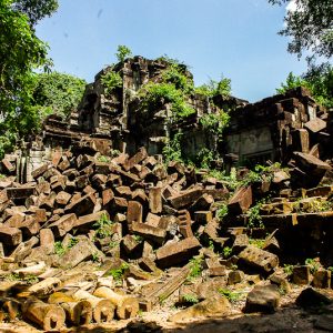 Mysterious temple beng mealea cambodia - MagCarbone photo