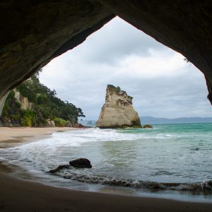 Cathedrale cove New-Zealand - Magali Carbone photo