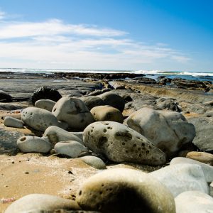 Stony seashore - Magali Carbone photo