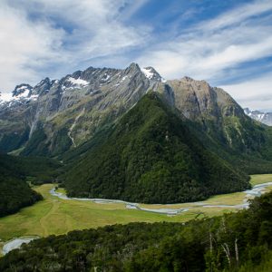 Great walks Routeburn track - MagCarbone photo