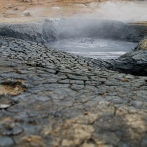 Krafla mud puddle iceland - Magali Carbone photo
