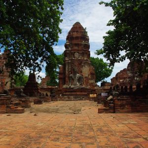 Ayutthaya Temple Thailand - MagCarbone photo