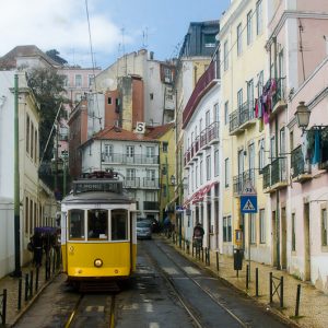 Tramway 28 Lisboa - Magali Carbone photo